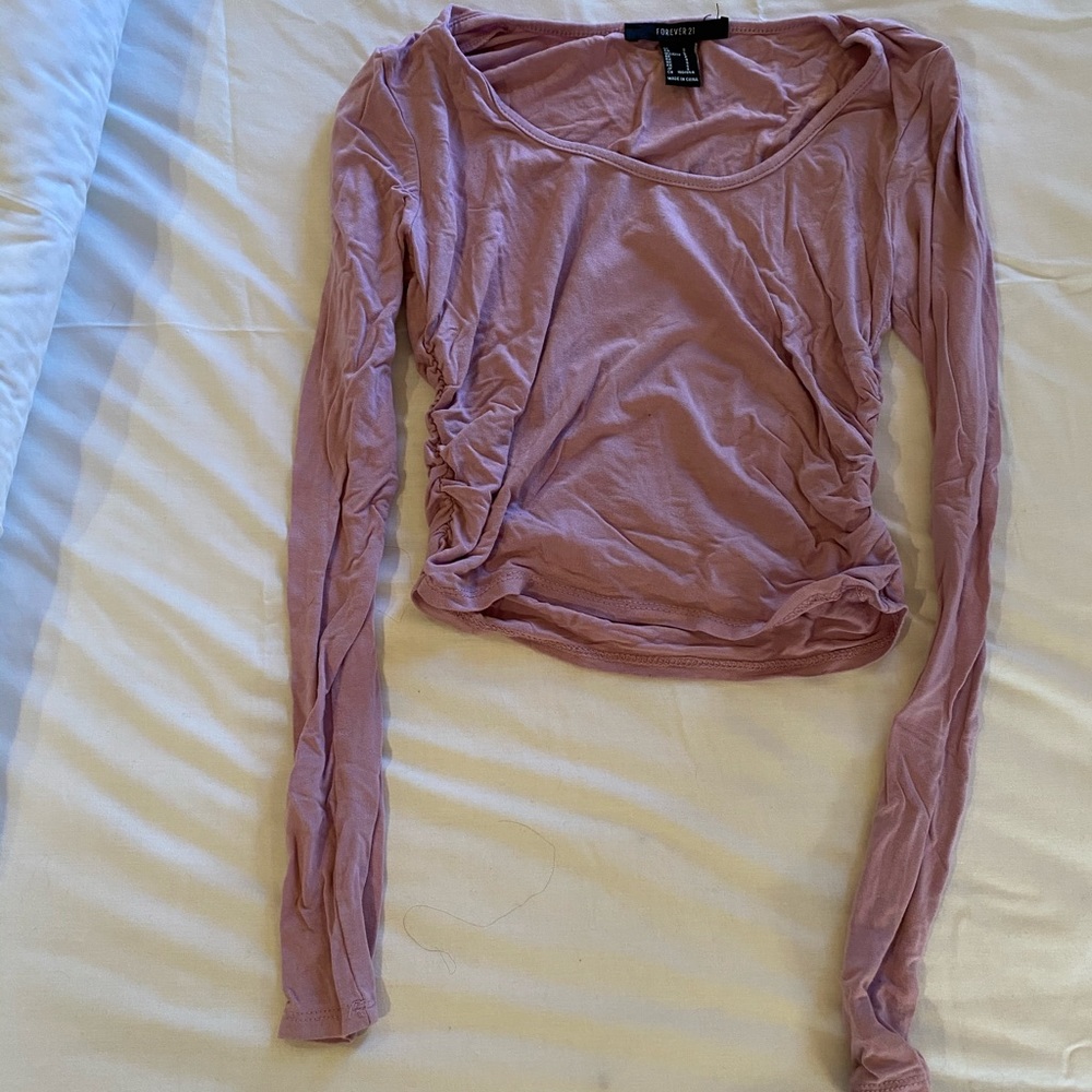 Mauve side scrunch shirt